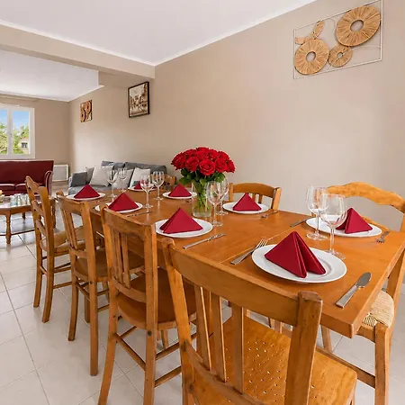 Maison Renovee 4 Chambres, Calme Et Convivialite Σπίτι διακοπών