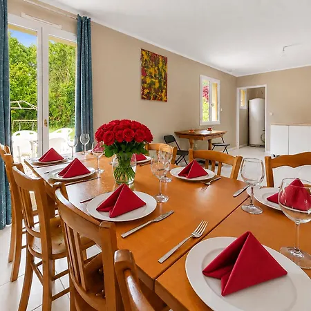 Σπίτι διακοπών Maison Renovee 4 Chambres, Calme Et Convivialite Mousseaux-les-Bray