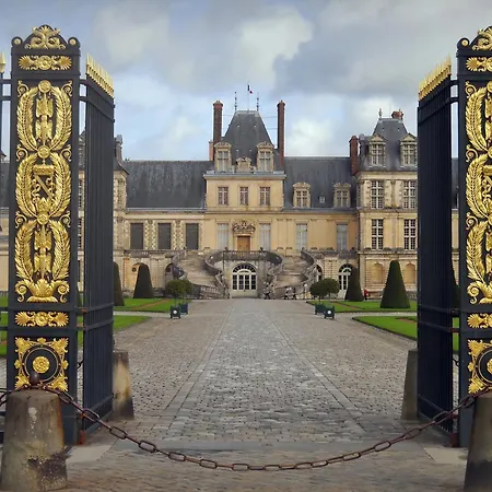 Maison Renovee 4 Chambres, Calme Et Convivialite