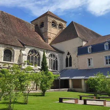 Maison Rénovée 4 Chambres, Calme Et Convivialité